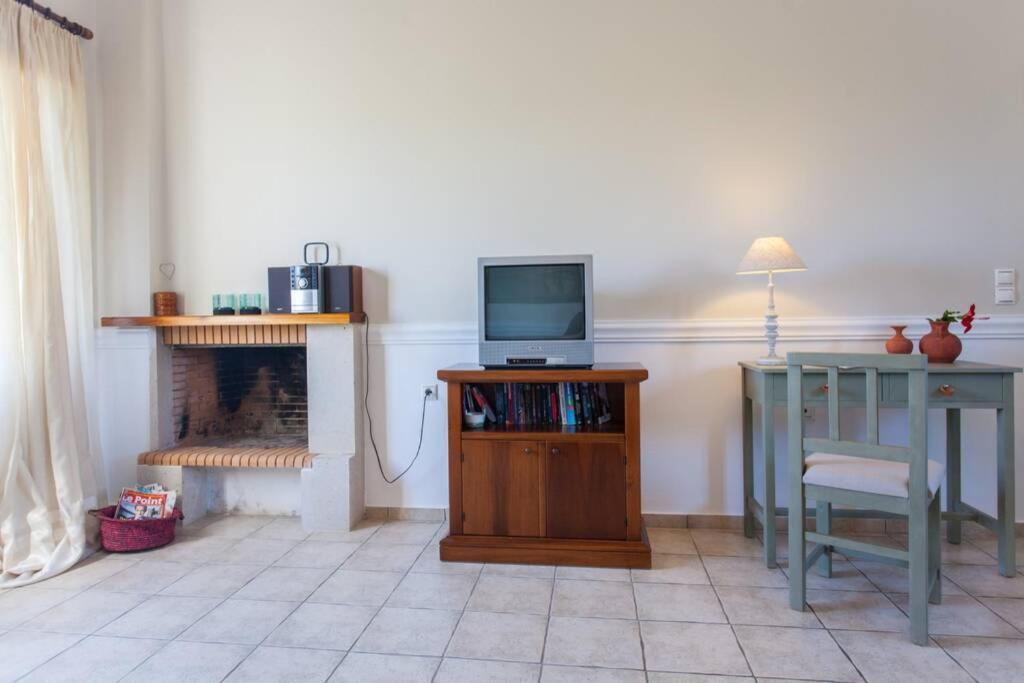 חאניה Villa Manolis מראה חיצוני תמונה